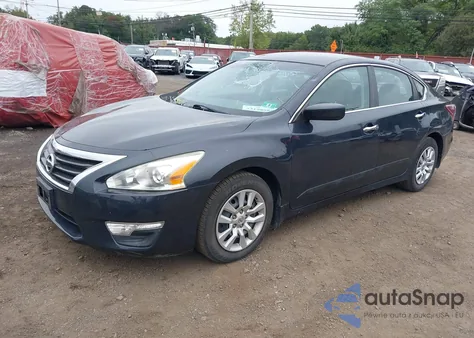 2015 Nissan Altima 2.5 S из США, поврежденный, VIN 1N4AL3AP4FC413660